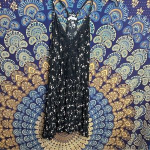 🦋5/20$🦋 floral midi loose fit dress